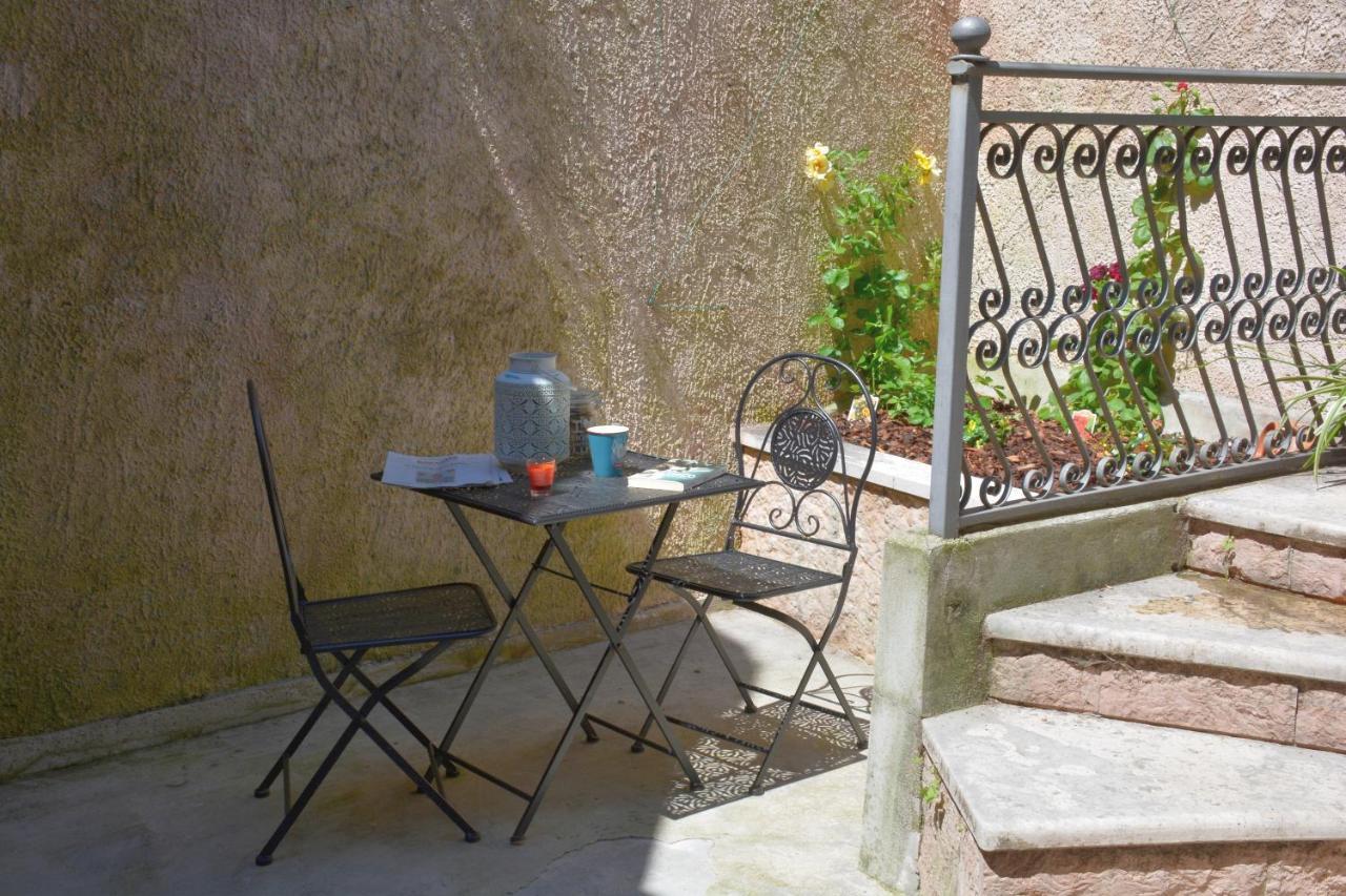 Апартаменты Accogliente Locale Con Terrazzo In Centro Storico Витторио-Венето Экстерьер фото